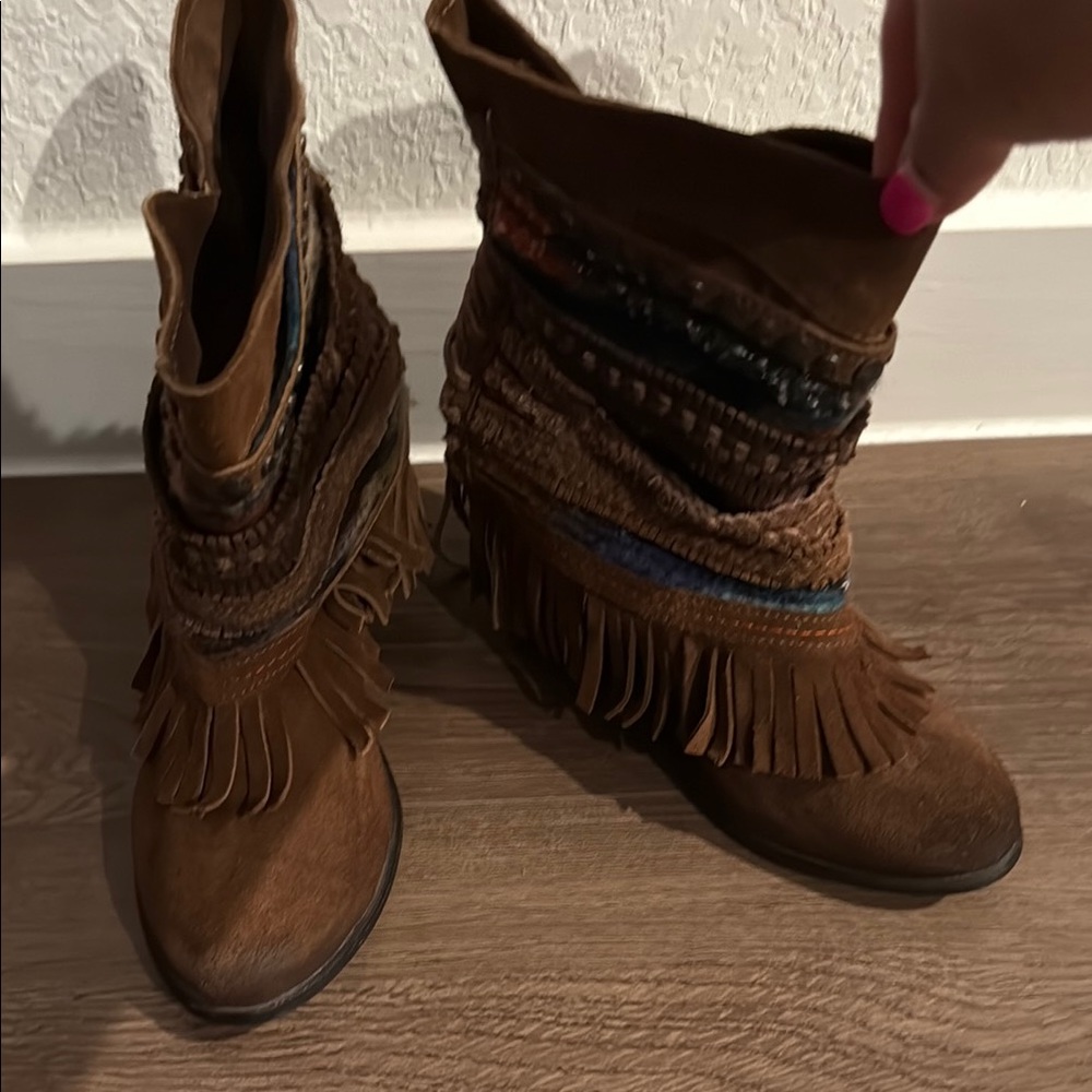 Naughty Monkey Brown Fringe Women's Suede Boots Size 6.5